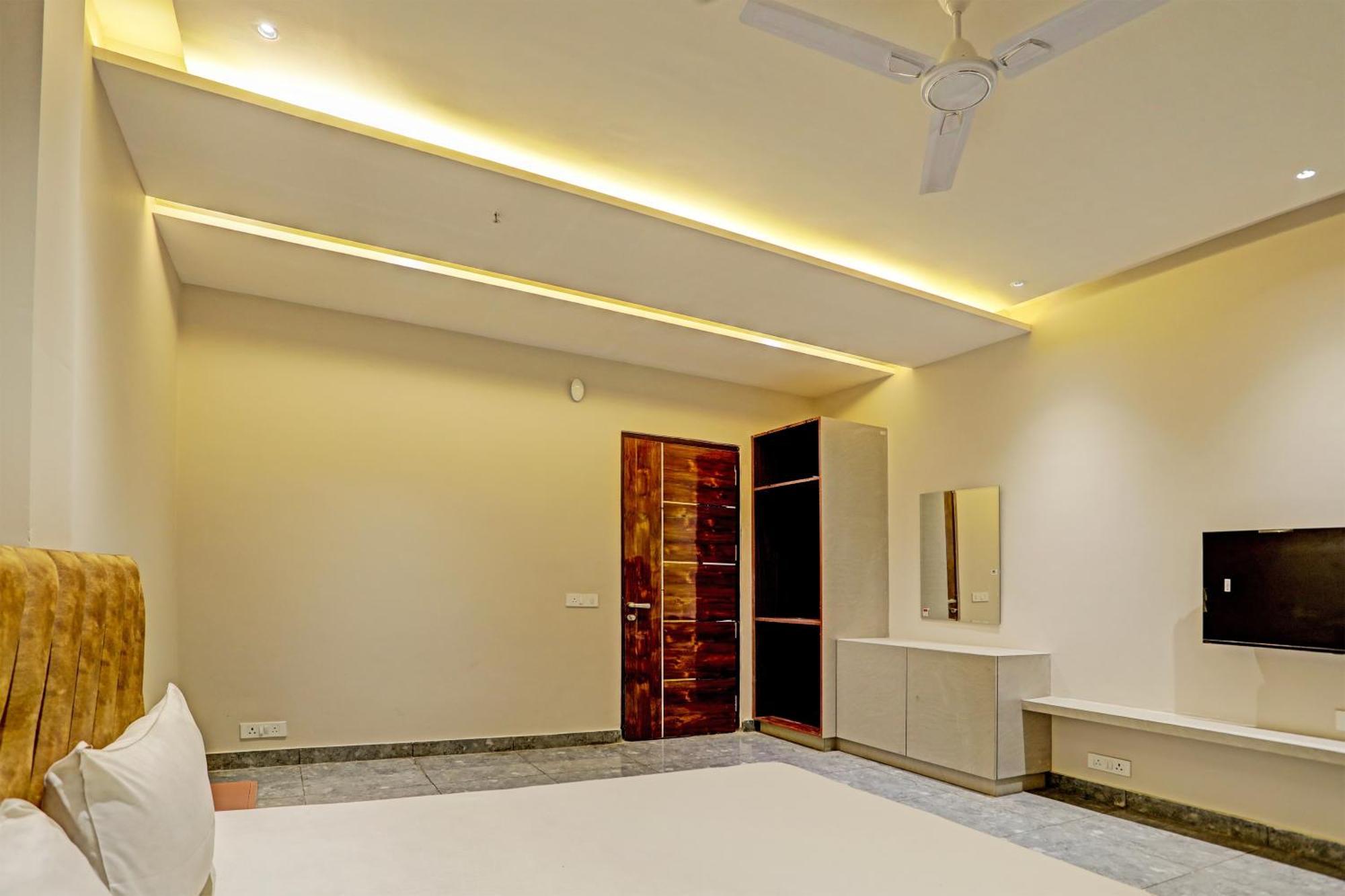 Hotel O Miraas Hotel And Banquet Hall Лудяна Екстериор снимка
